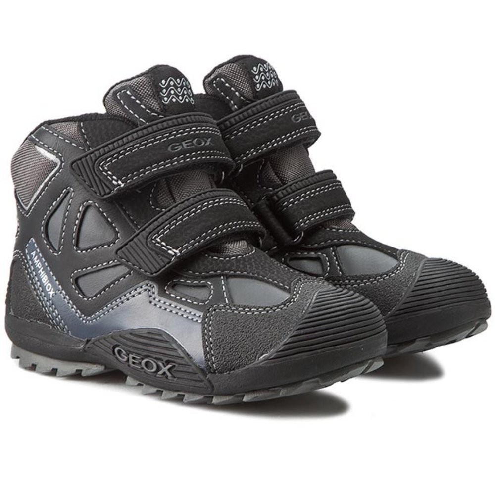 NEW Geox winter Boots - Size 8.5